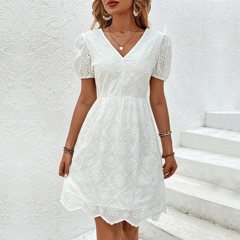 MC | A-line dress with embroidered eyelets and puff sleeves